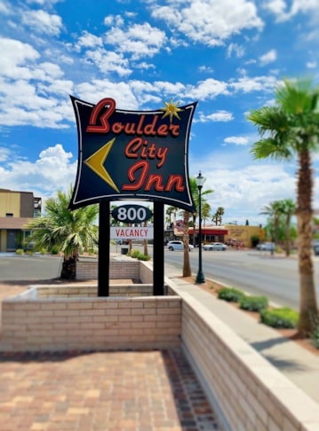 Exterior & Outdoor Signage