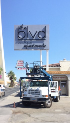 Exterior & Outdoor Signage