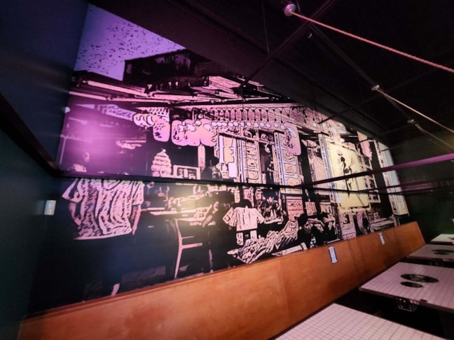 Wall Murals & Graphics