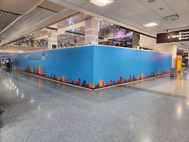 Wall Murals & Graphics