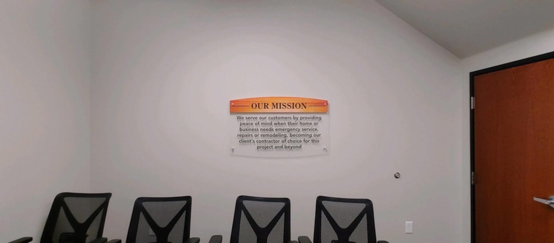 Custom Acrylic & Plastic Displays