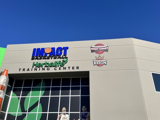 3D Signs & Dimensional Letters