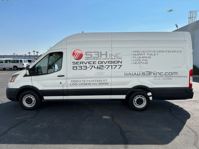 Vehicle Graphics & Lettering
