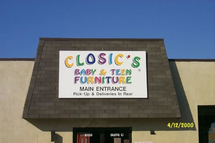 Outdoor building signage with full color dimensional letters