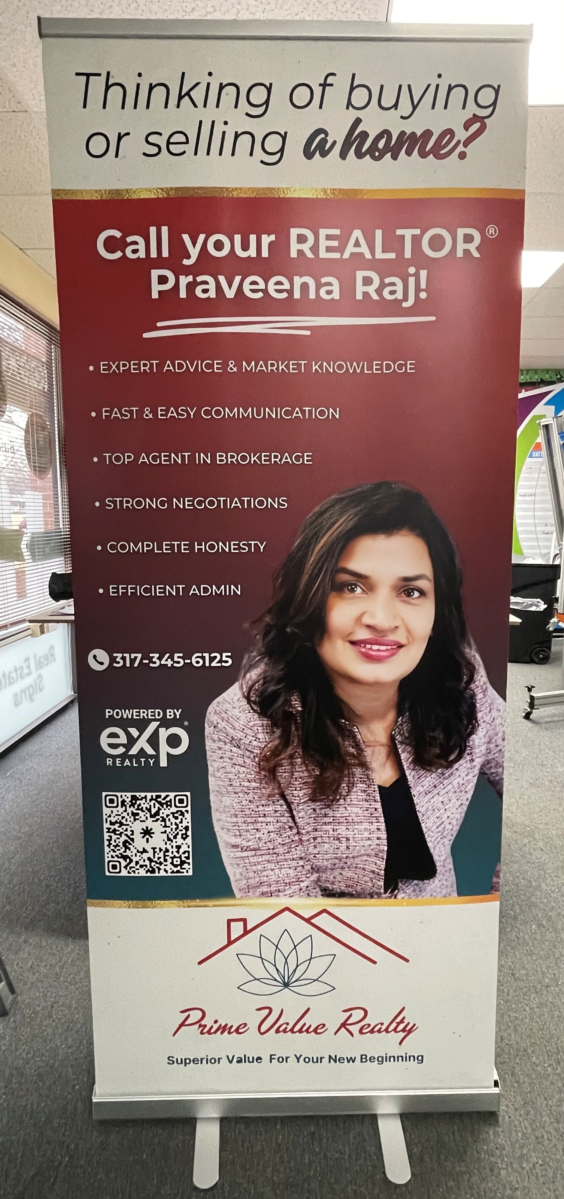 Retractable Pop Up Banner Stands | Real Estate | Carmel, IN | Vinyl