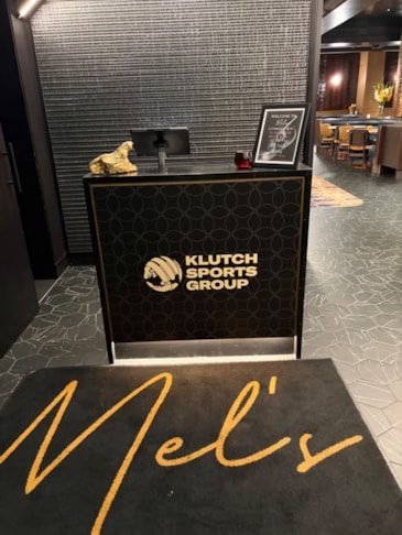 Kiosks & Exhibits
