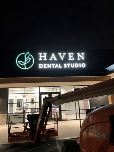 Storefront & Building Channel Letters