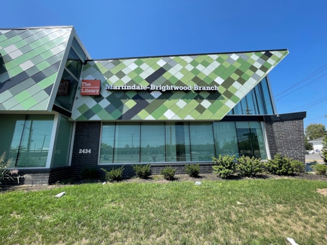 Storefront & Building Channel Letters