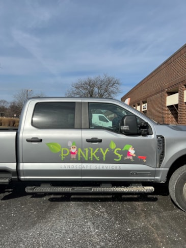 Vehicle Graphics & Lettering