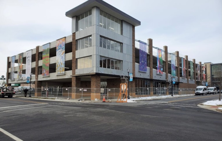 Fabric & Vinyl Outdoor Banners