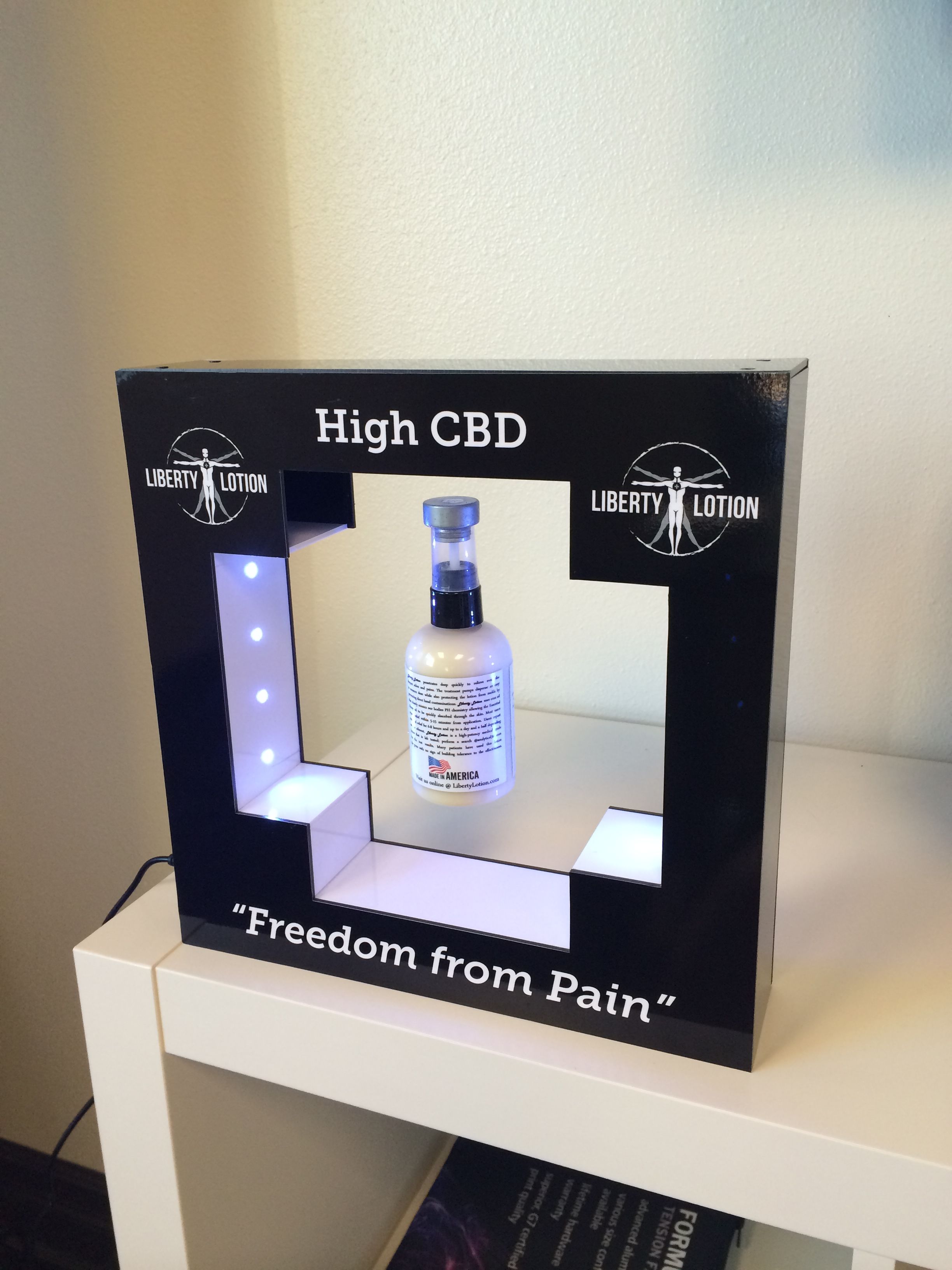  - Custom Displays - Display Cases - Liberty Lotion - Burlington, WA