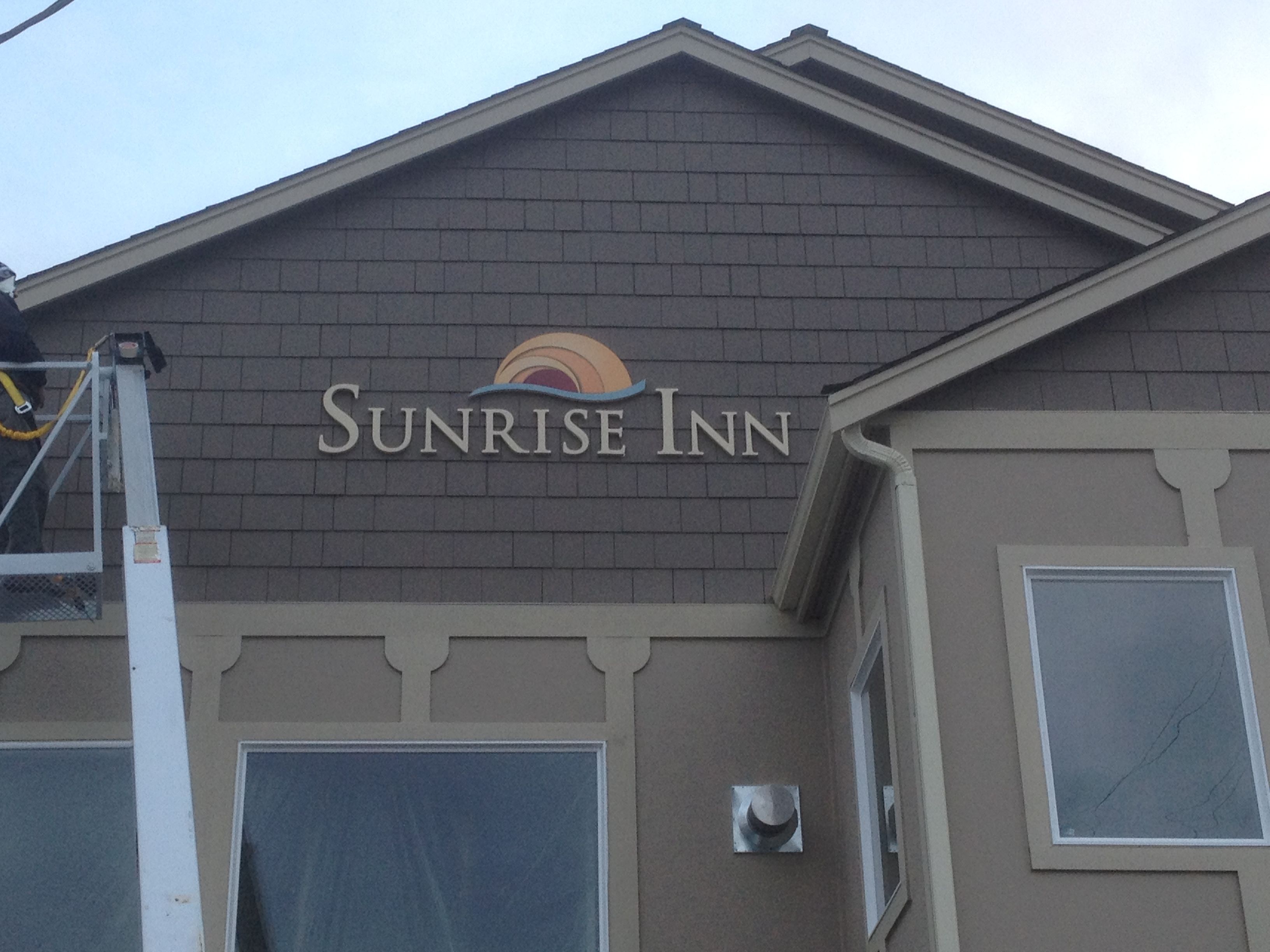  - Architectural Signage - Dimensional Signage - Sunrise Inn - Anacortes, Wa
