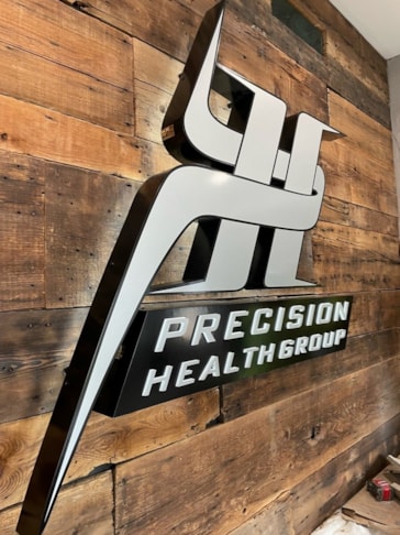 Edgelit and Backlit Signs