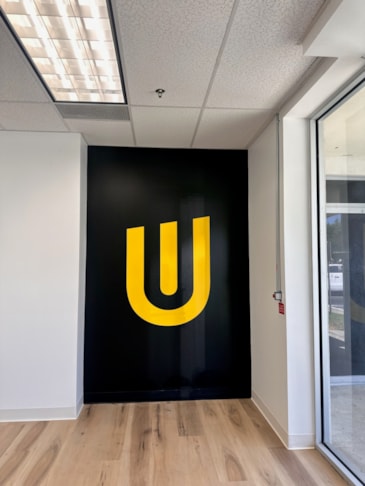 3D Signs & Dimensional Letters