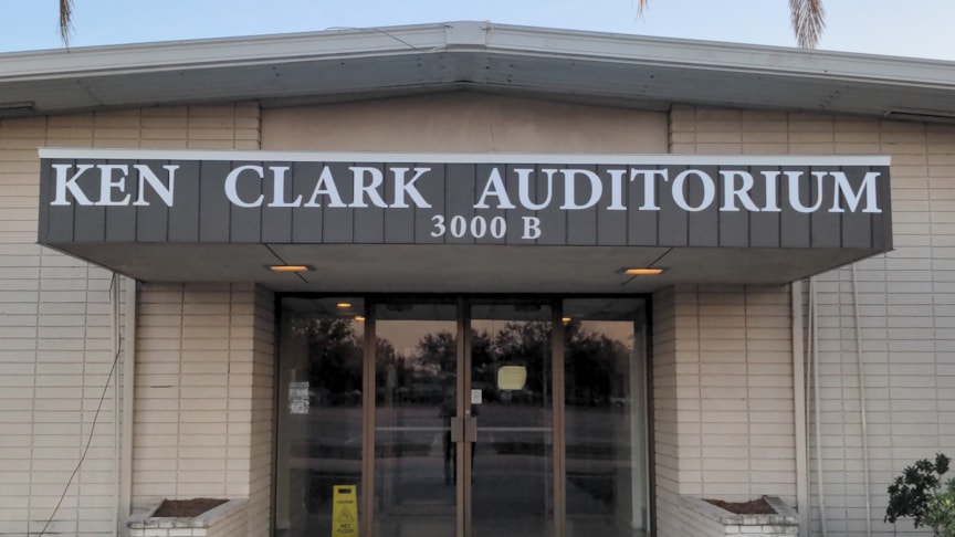 3D Signs & Dimensional Letters