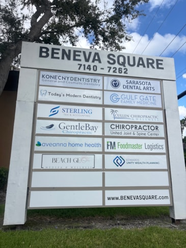 Pylon & Pole Signs | Healthcare