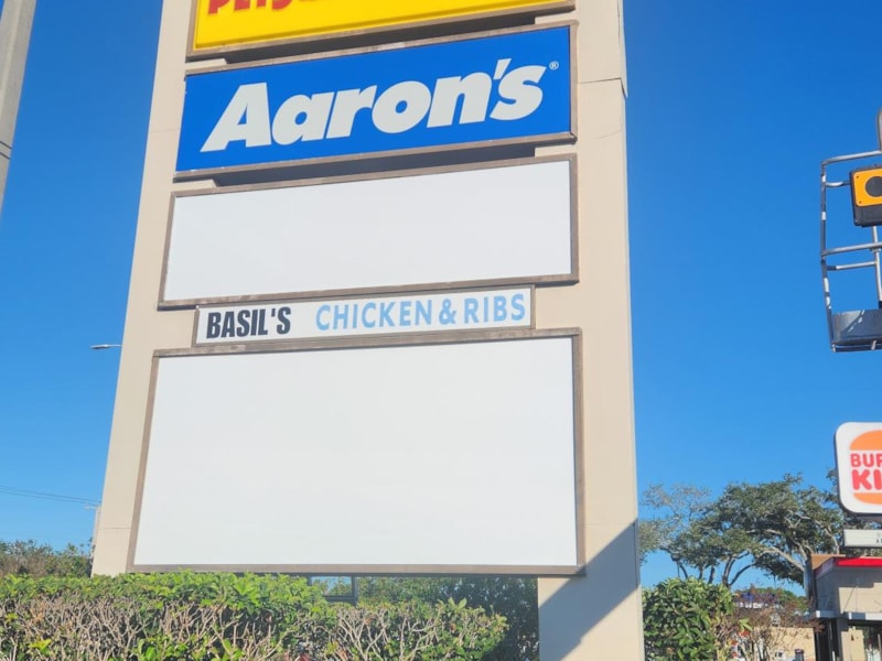 Pylon & Pole Signs | Property Management | Bradenton | Plastic