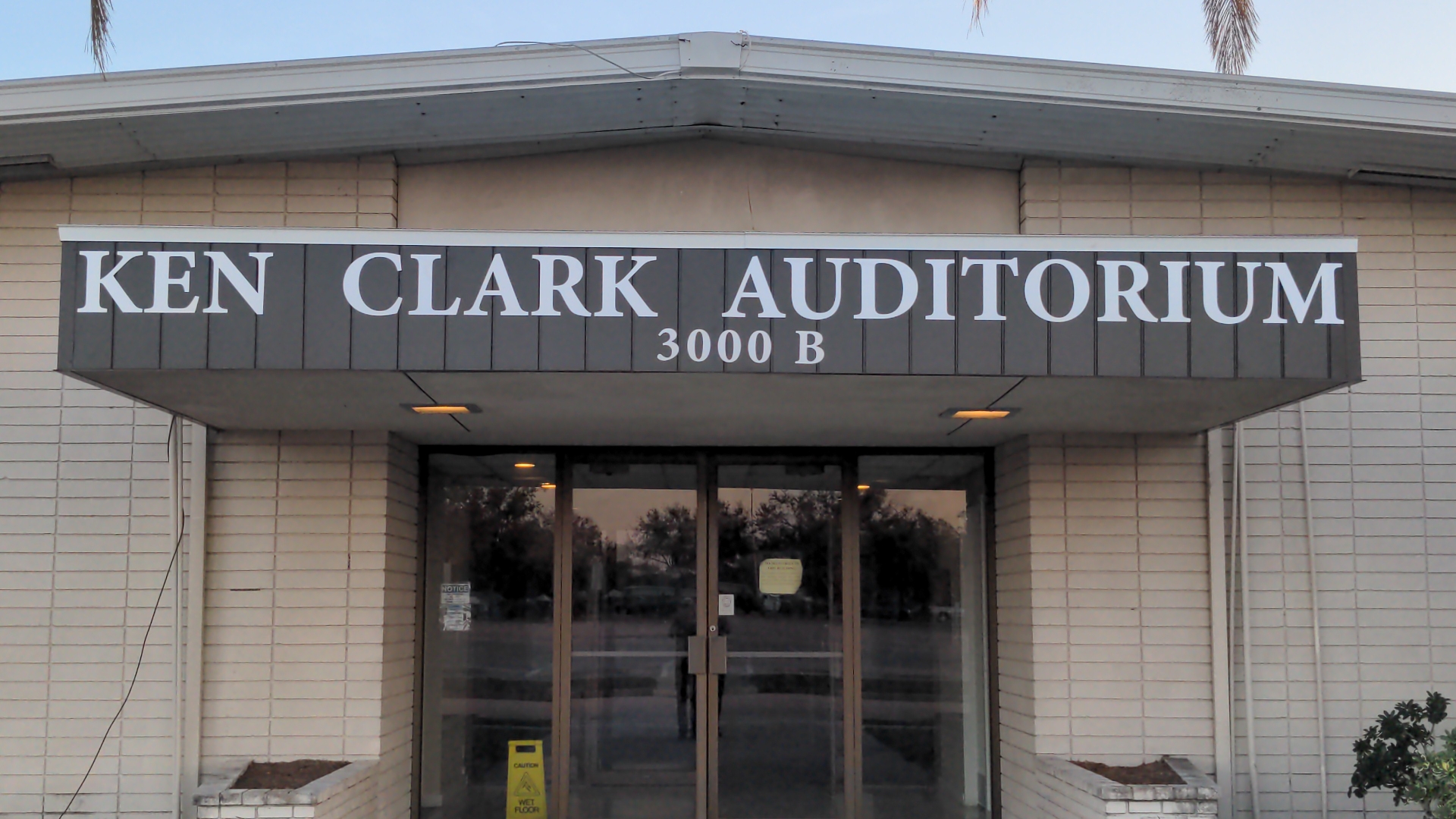 3D Signs & Dimensional Letters | Live Entertainment Venues | Sarasota | Acrylic