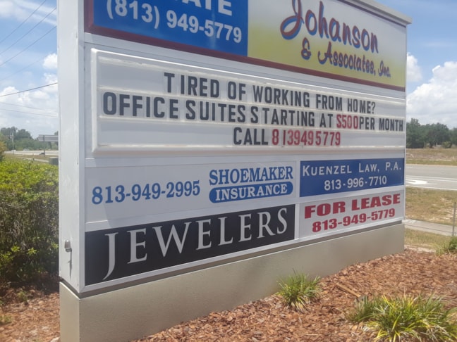 Pylon & Pole Signs | Professional Services