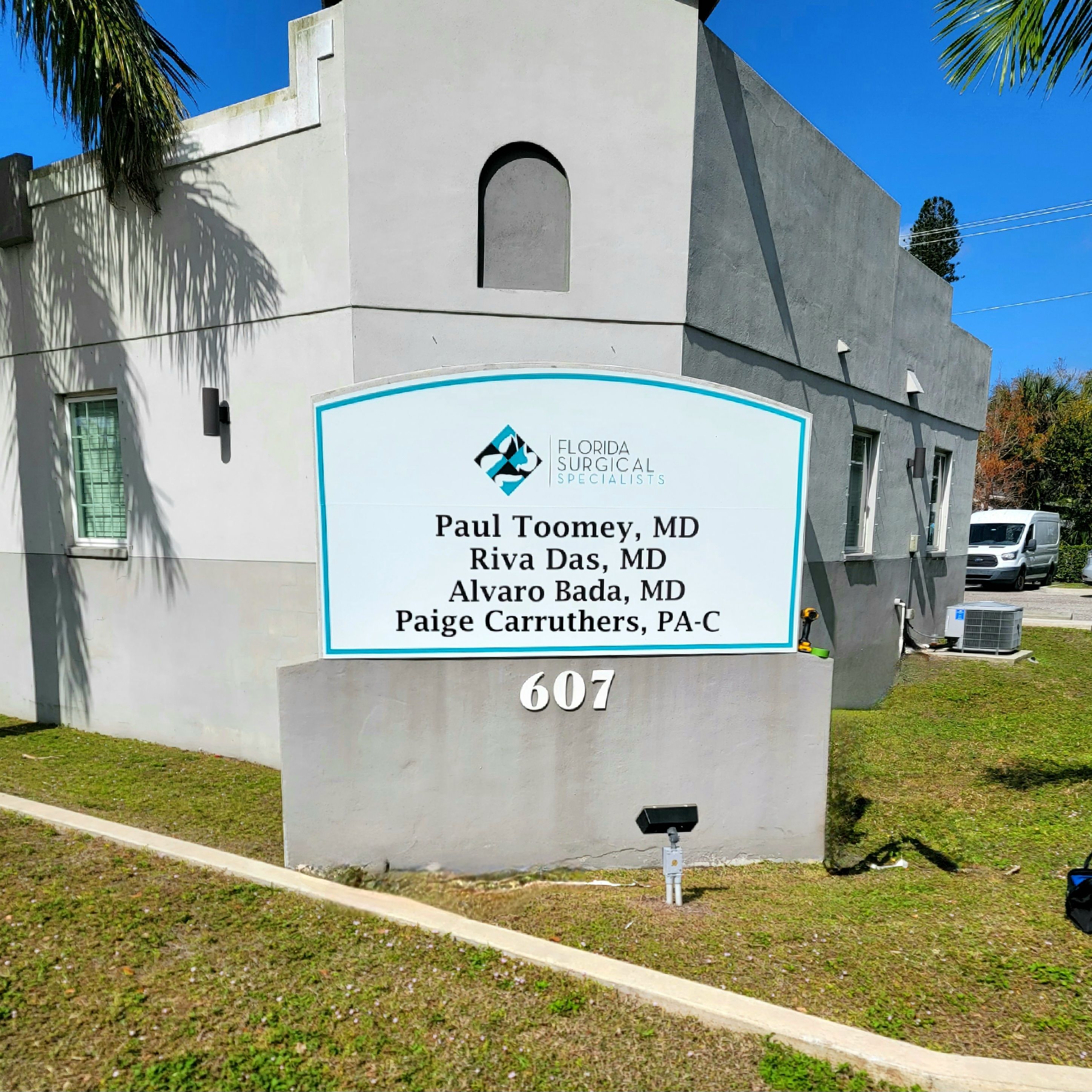 Monument Signs | Healthcare | Sarasota | Metal