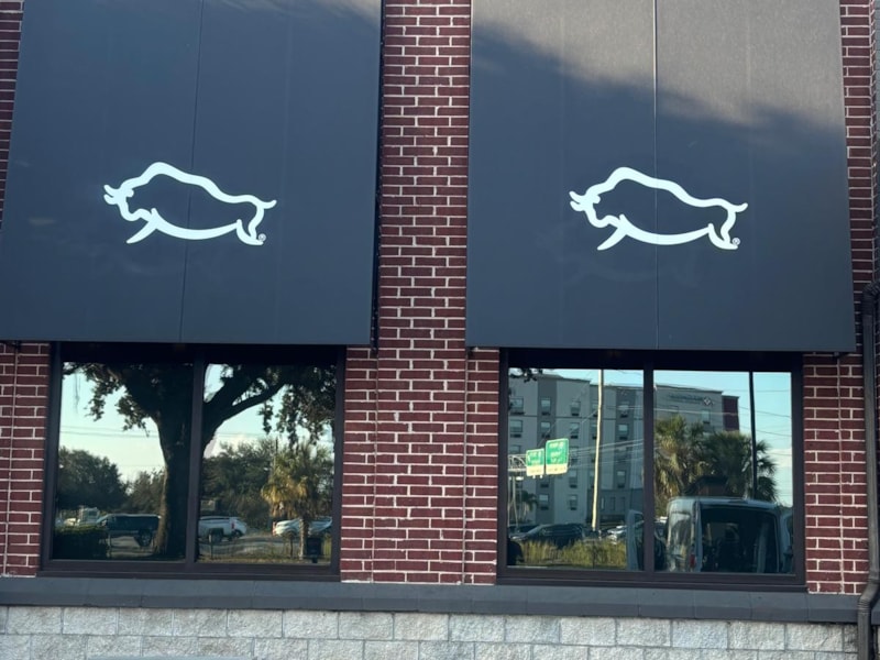 Commercial & Storefront Awnings | Hospitality & Lodging | Sarasota | Vinyl