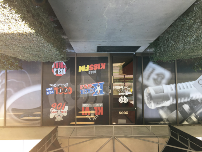 Window Decals, Signage & Graphics