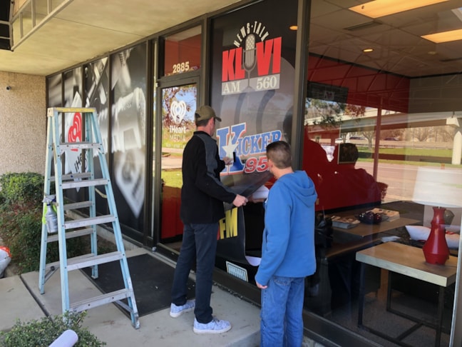 Storefront Signage & Graphics