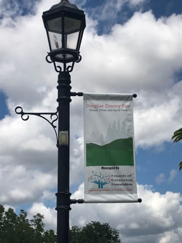 Boulevard & Street Pole Banners | Retail