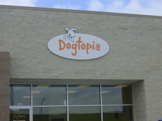Dogtopia Custom Cut