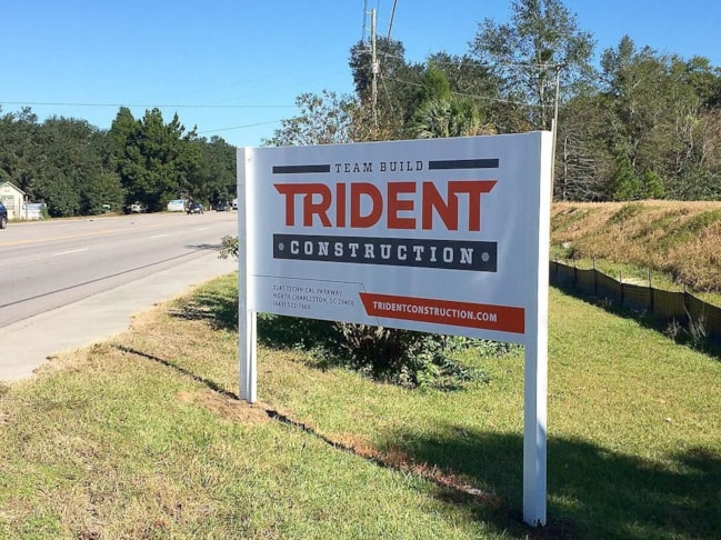 Post and Panel Signs i360 Charleston