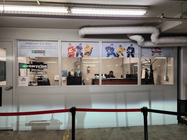 Wall Murals & Graphics