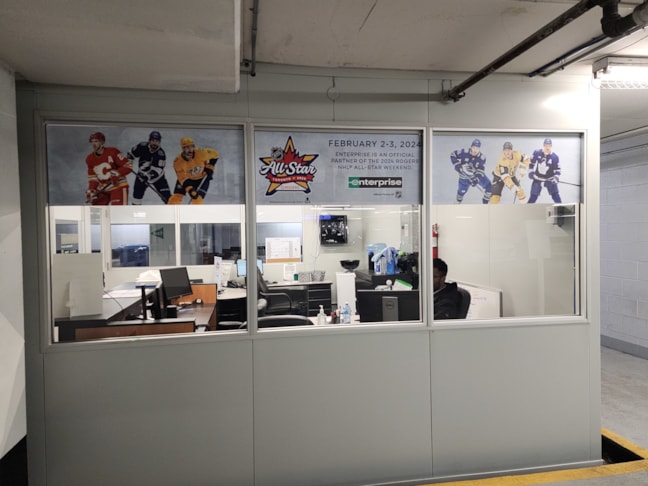 Wall Murals & Graphics