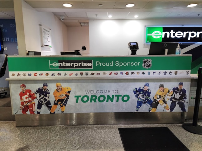 Wall Murals & Graphics