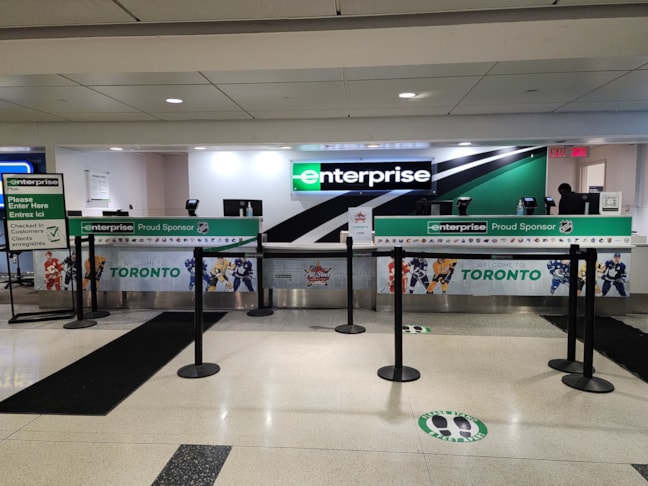 Wall Murals & Graphics