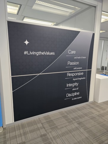 Wall Murals & Graphics