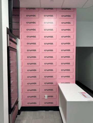 Wall Murals & Graphics