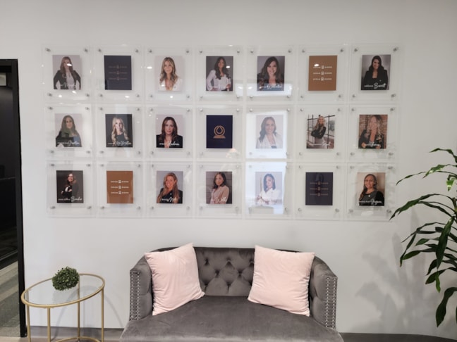 Custom Acrylic & Plastic Displays