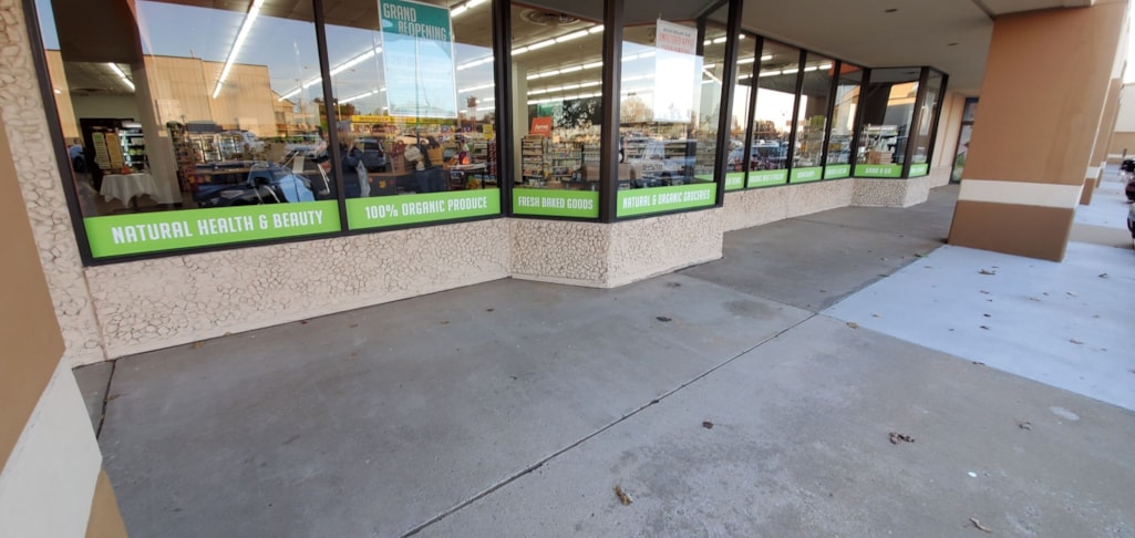 Decals, Wraps & Lettering