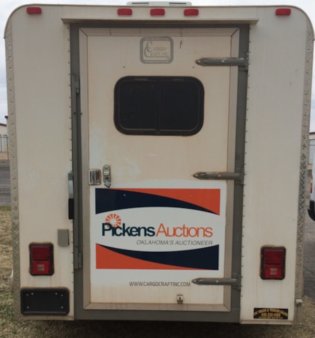 Vehicle Graphics & Lettering