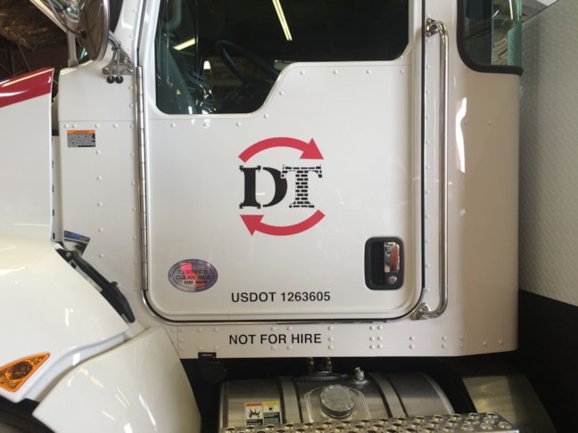 Vehicle Graphics & Lettering