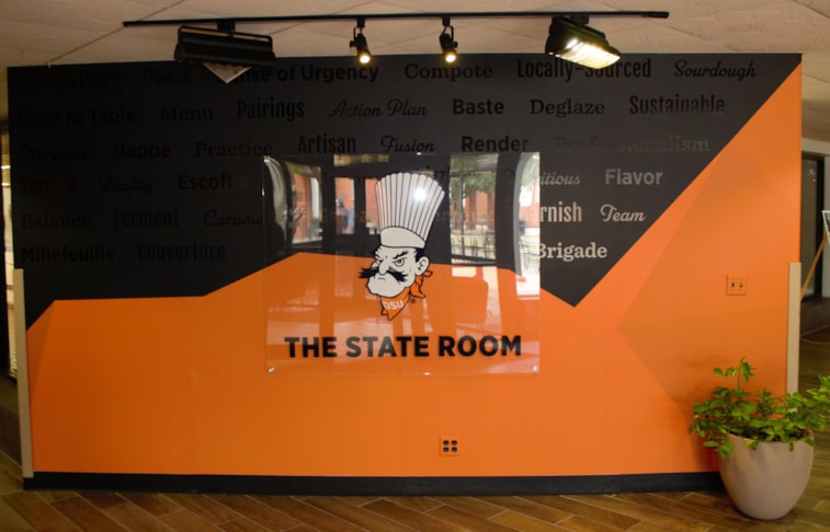 Wall Murals & Graphics