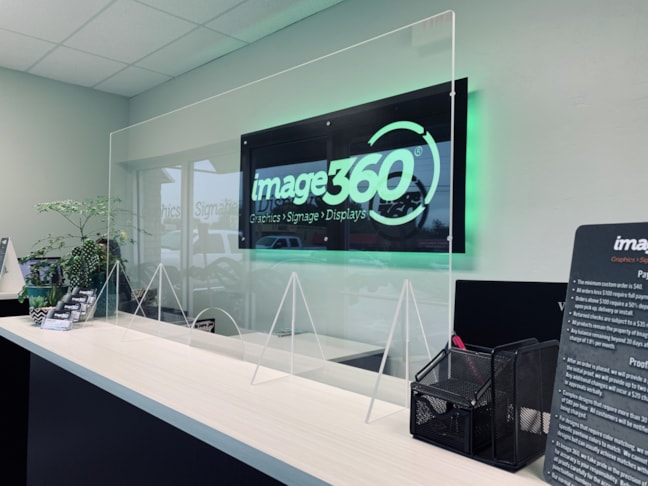 Plastic Protective Panels, Sneeze Guard, COVID-19 Products, Social Distancing