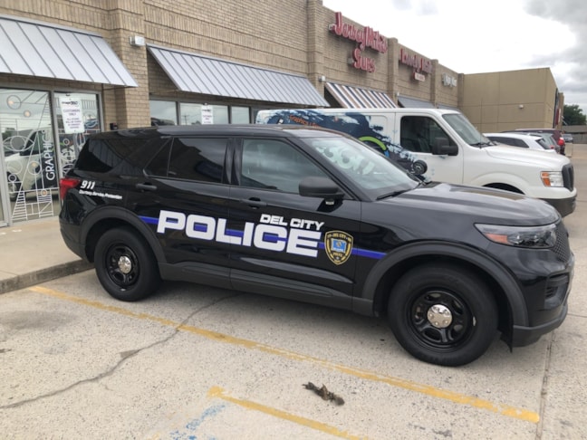 Vehicle Graphics & Lettering