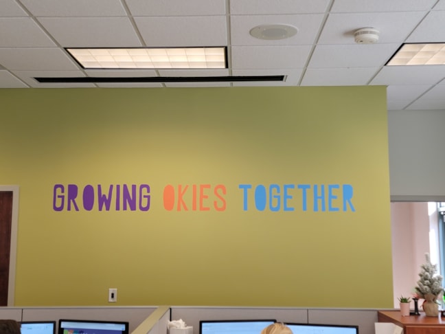 Wall Murals & Graphics