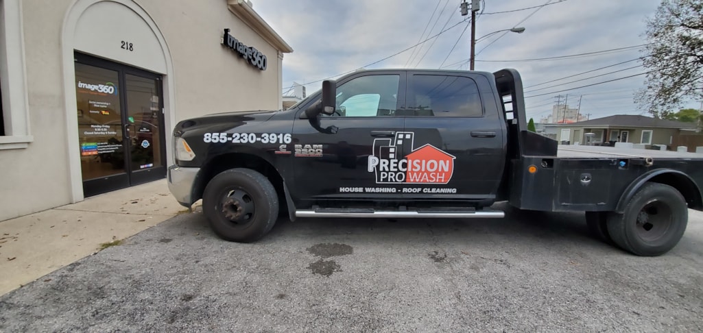 Vehicle Graphics & Lettering