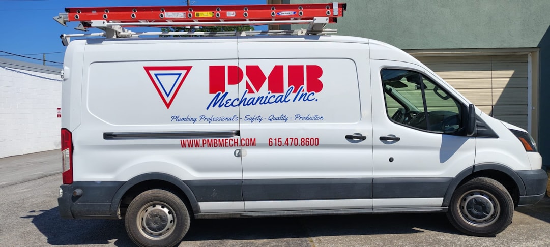 Vehicle Graphics & Lettering
