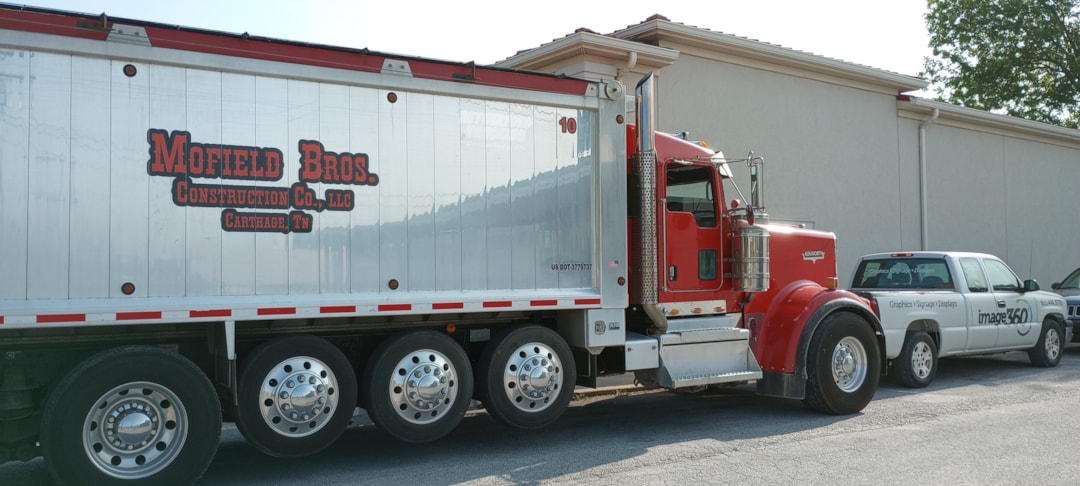 Vehicle Graphics & Lettering