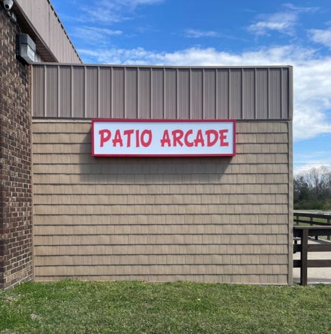 Digital & Interactive Signs and Displays