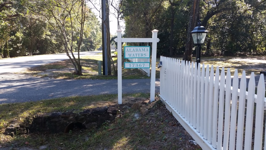 Exterior & Outdoor Signage | Retail Signs