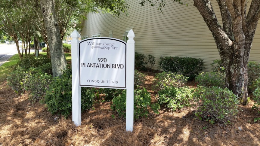 Exterior & Outdoor Signage | Property Management and Apartment Signs